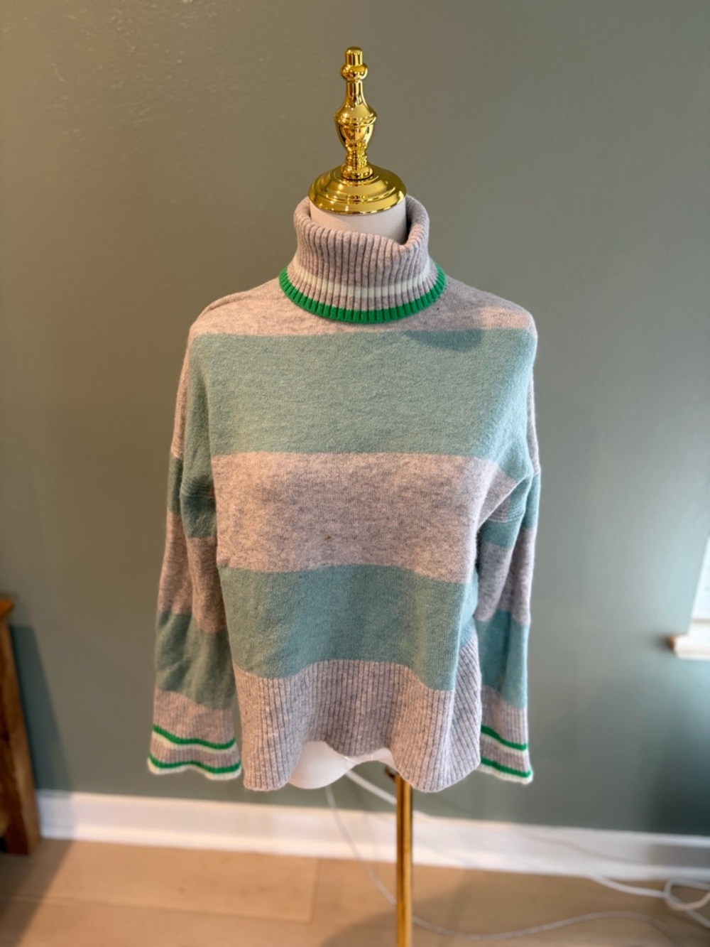 J.Crew NWT Mint Striped Turtleneck
Sweater XS - Picture 4 of 6